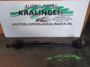 Used Front drive shaft, right Seat Leon (1P1) 1.4 TSI 16V Price on request offered by Autosloperij Kralingen B.V.