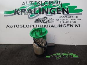 Usados Bomba de gasolina Audi A3 (8P1) 2.0 16V FSI Precio de solicitud ofrecido por Autosloperij Kralingen B.V.