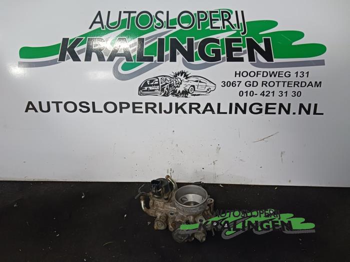 Gebrauchte Drosselklappengehäuse Mitsubishi Space Star (DG) 1.6 16V Preis € 50,00 Margenregelung angeboten von Autosloperij Kralingen B.V.