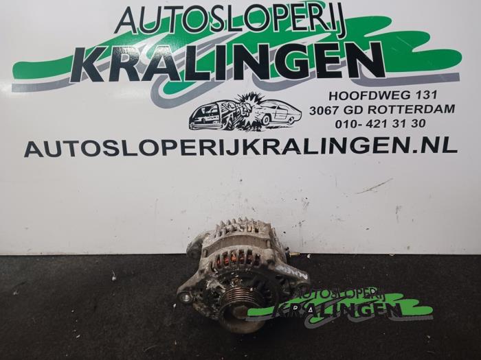 Gebrauchte Dynamo Nissan Almera (N16) 1.5 16V Preis € 50,00 Margenregelung angeboten von Autosloperij Kralingen B.V.