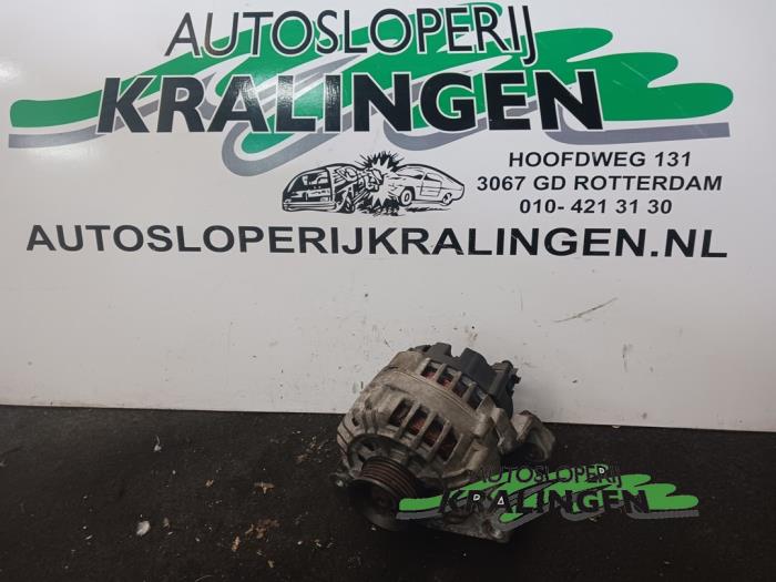 Begagnade Dynamo Volkswagen Passat Variant (3B6) 2.0 Pris € 24,99 Marginaltabell erbjuds av Autosloperij Kralingen B.V.