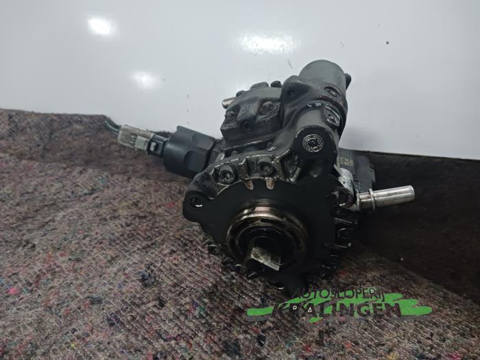 Mechanical fuel pump from a Ford Focus 2 2.0 TDCi 16V 2005
