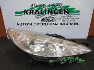 Used Headlight, right Peugeot 207/207+ (WA/WC/WM) 1.4 16V VTi Price € 100,00 Margin scheme offered by Autosloperij Kralingen B.V.