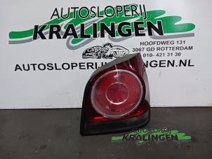 Używane Tylne swiatlo pozycyjne prawe Volkswagen Polo IV (9N1/2/3) 1.4 TDI 80 Cena € 50,00 Procedura marży oferowane przez Autosloperij Kralingen B.V.