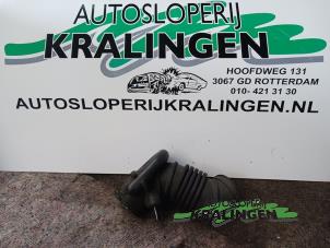 Used Air intake hose Kia Rio II (DE) 1.4 16V Price € 50,00 Margin scheme offered by Autosloperij Kralingen B.V.