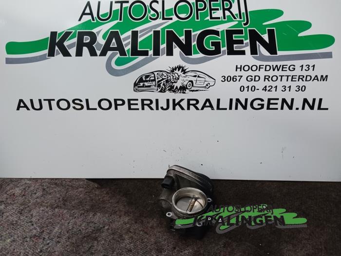 Gebrauchte Drosselklappengehäuse BMW 3 serie Compact (E46/5) 316ti 16V Preis € 50,00 Margenregelung angeboten von Autosloperij Kralingen B.V.
