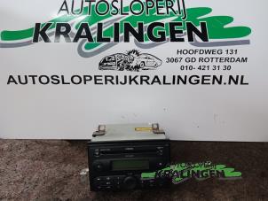 Używane Radioodtwarzacz CD Nissan Note (E11) 1.5 dCi 86 Cena € 80,00 Procedura marży oferowane przez Autosloperij Kralingen B.V.