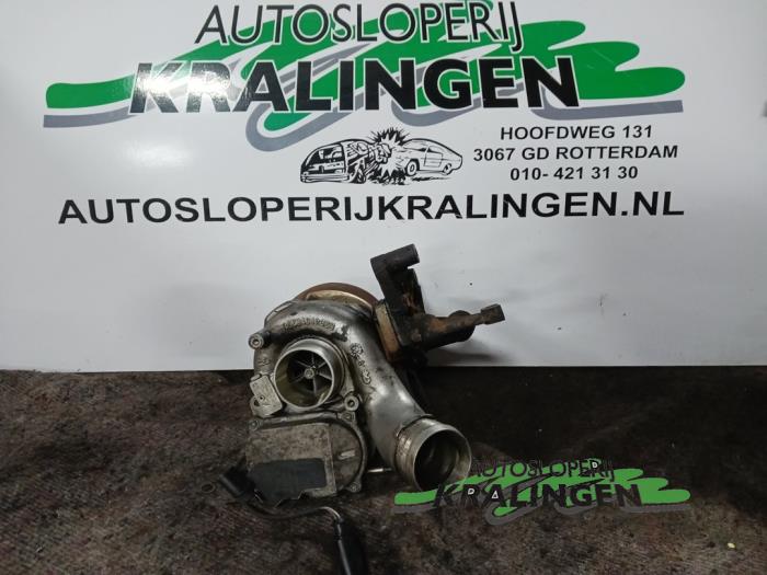 Turbo de un Audi A6 (C6) 3.0 TDI V6 24V Quattro 2004