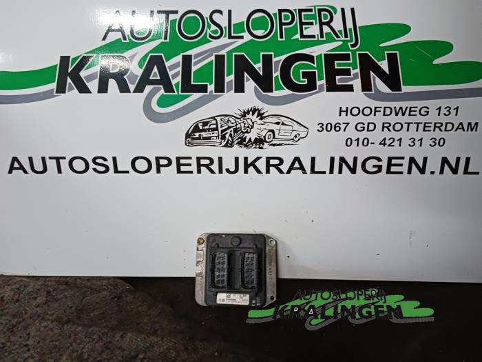 Used Engine management computer Opel Astra G (F07) 1.8 16V Price € 115,00 Margin scheme offered by Autosloperij Kralingen B.V.