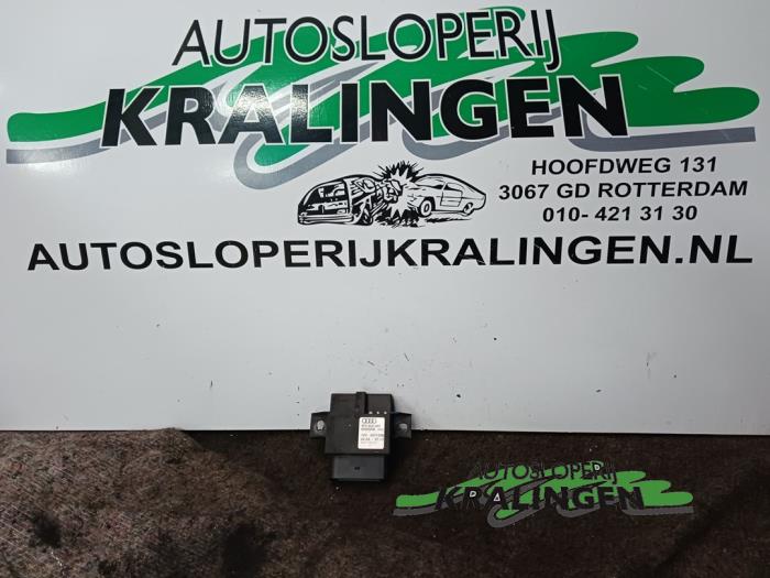 Usagé Module pompe carburant Audi A6 (C6) 3.2 V6 24V FSI Quattro Prix € 34,98 Règlement à la marge proposé par Autosloperij Kralingen B.V.
