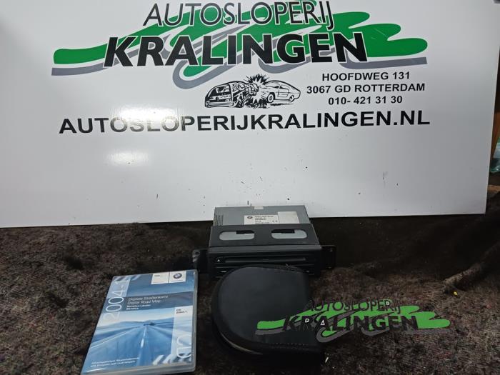 Usagé Module navigation BMW X5 (E53) 3.0 24V Prix € 49,99 Règlement à la marge proposé par Autosloperij Kralingen B.V.