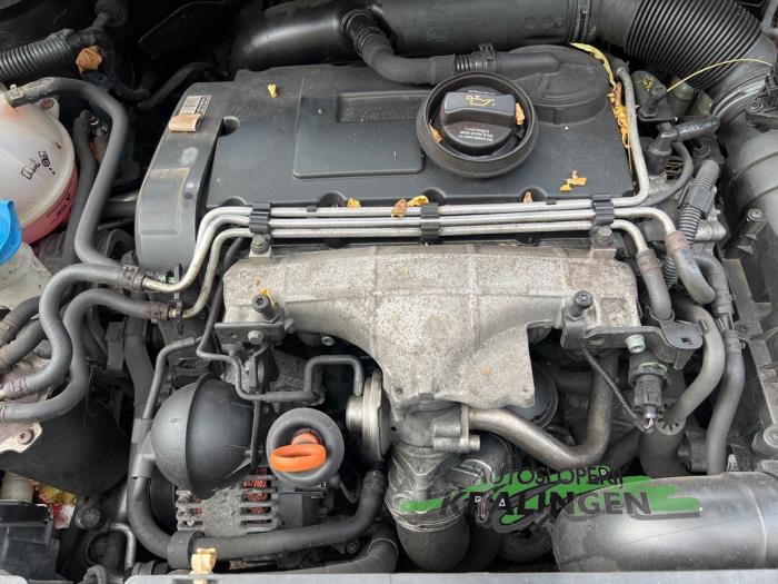 Turbo d'un Seat Toledo (5P2) 2.0 TDI 16V 2005