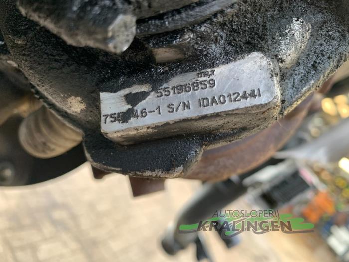 Usagé Turbo Fiat Croma (194) 1.9 D Multijet 16V Prix € 200,00 Règlement à la marge proposé par Autosloperij Kralingen B.V.