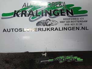 Used Tailgate switch Volvo V40 (VW) 2.0 16V Price € 50,00 Margin scheme offered by Autosloperij Kralingen B.V.