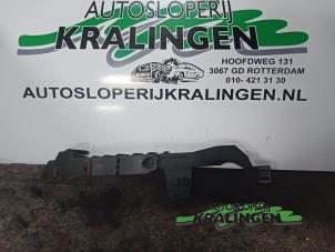 Used Front bumper bracket, left Opel Astra J (PC6/PD6/PE6/PF6) 1.7 CDTi 16V 125 Price € 20,00 Margin scheme offered by Autosloperij Kralingen B.V.