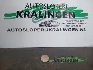 Używane Zaslepka zaczepu holowniczego przedniego Toyota Yaris (P1) 1.5 T Sport 16V VVT-i Cena € 15,00 Procedura marży oferowane przez Autosloperij Kralingen B.V.