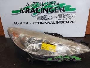 Used Headlight, right Peugeot 207/207+ (WA/WC/WM) 1.4 16V VTi Price € 75,00 Margin scheme offered by Autosloperij Kralingen B.V.