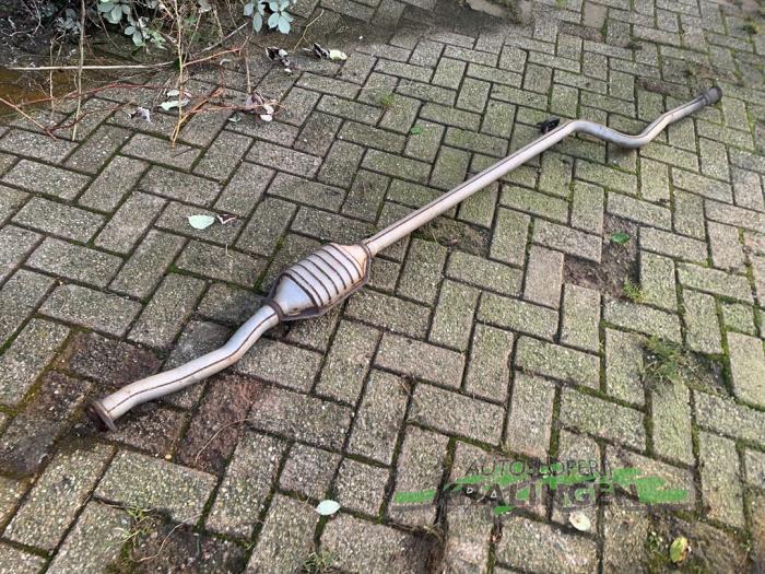 Used Front pipe + catalyst Citroen Saxo 1.4i VTR,VTS Price € 50,00 Margin scheme offered by Autosloperij Kralingen B.V.