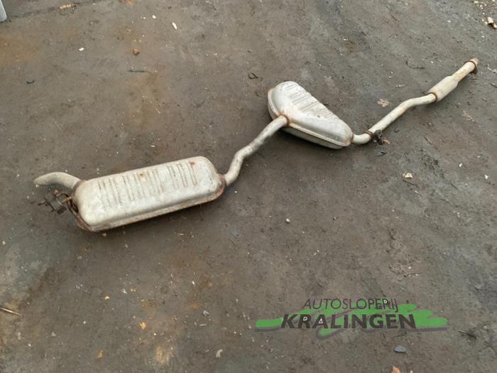 Usagé Echappement (complet) Fiat Bravo (182A) 1.2 16V Prix € 75,00 Règlement à la marge proposé par Autosloperij Kralingen B.V.