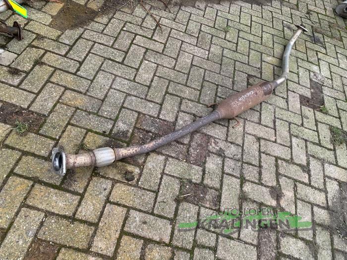 Gebrauchte Auspuff Mitteldämpfer Toyota Corolla (E12) 2.0 D-4D 16V 90 Preis € 50,00 Margenregelung angeboten von Autosloperij Kralingen B.V.