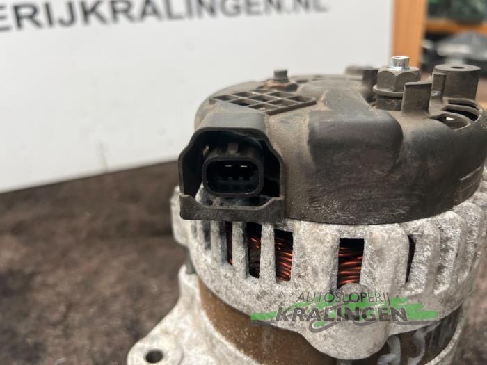 Dynamo van een Opel Astra J (PC6/PD6/PE6/PF6) 1.7 CDTi 16V 125 2009