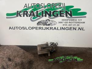Gebrauchte Bremszange rechts hinten Volkswagen Golf V (1K1) 2.0 FSI 16V Preis € 50,00 Margenregelung angeboten von Autosloperij Kralingen B.V.
