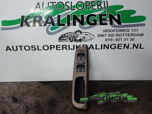 Usagé Commutateur vitre électrique Volkswagen Bora (1J2) 2.0 Prix € 25,00 Règlement à la marge proposé par Autosloperij Kralingen B.V.