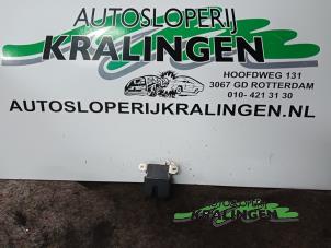 Used Tailgate lock mechanism Volkswagen Bora (1J2) 2.0 Price € 25,00 Margin scheme offered by Autosloperij Kralingen B.V.