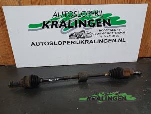 Używane Os napedowa prawy przód Opel Agila (A) 1.2 16V Cena € 40,00 Procedura marży oferowane przez Autosloperij Kralingen B.V.
