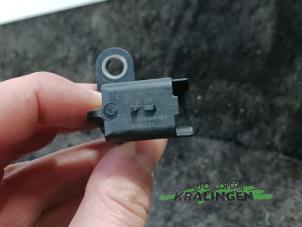 Nockenwelle Sensor van een Peugeot 207/207+ (WA/WC/WM) 1.4 16V VTi 2008