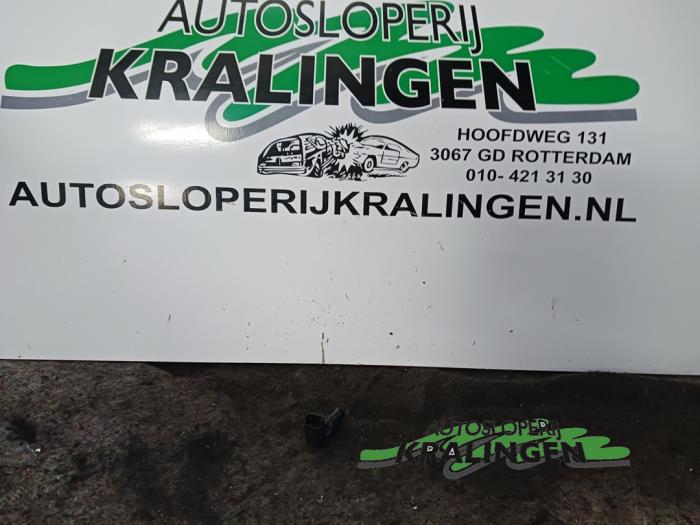 Begagnade Kamaxelsensor Peugeot 207/207+ (WA/WC/WM) 1.4 16V VTi Pris € 9,99 Marginaltabell erbjuds av Autosloperij Kralingen B.V.
