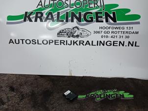 Used Steering angle sensor Volkswagen Touran (1T1/T2) 2.0 FSI 16V Price € 20,00 Margin scheme offered by Autosloperij Kralingen B.V.