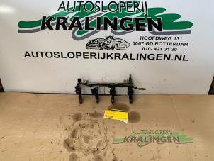 Usagé Injecteur (injection essence) Opel Corsa D 1.2 16V Prix € 50,00 Règlement à la marge proposé par Autosloperij Kralingen B.V.