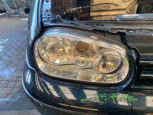 Used Headlight, right Volkswagen Golf III Cabrio Restyling (1E7) 1.8 Price on request offered by Autosloperij Kralingen B.V.