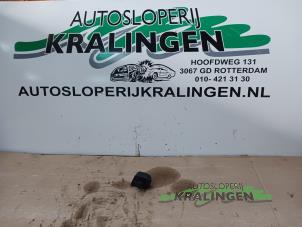 Used Mirror switch Volkswagen Polo IV (9N1/2/3) 1.4 16V Price € 15,00 Margin scheme offered by Autosloperij Kralingen B.V.