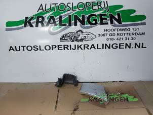 Usagé Poignée Citroen C1 1.0 12V Prix € 10,00 Règlement à la marge proposé par Autosloperij Kralingen B.V.
