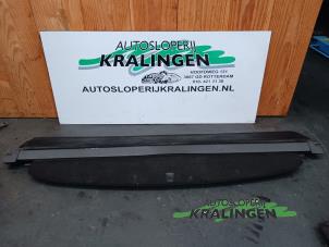 Używane Plandeka przedzialu bagazowego Peugeot 5008 I (0A/0E) 1.6 BlueHDi 120 Cena € 150,00 Procedura marży oferowane przez Autosloperij Kralingen B.V.