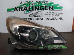 Usagé Phare droit Opel Corsa D 1.3 CDTi 16V ecoFLEX Prix € 400,00 Règlement à la marge proposé par Autosloperij Kralingen B.V.