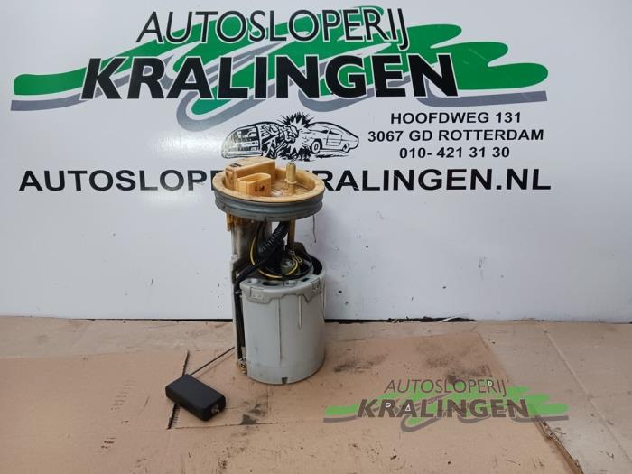Usagé Pompe d'injection Seat Ibiza III (6L1) 1.4 TDI 80 Prix € 50,00 Règlement à la marge proposé par Autosloperij Kralingen B.V.