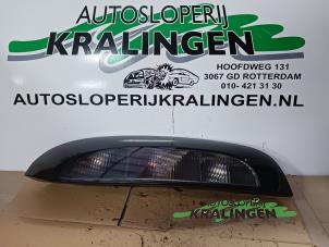 Gebrauchte Rücklicht rechts Opel Corsa C 1.2 16V Twin Port Preis € 40,00 Margenregelung angeboten von Autosloperij Kralingen B.V.