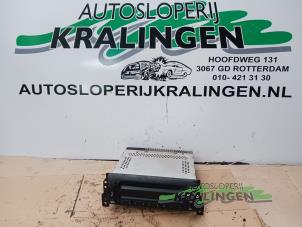 Usagé Radio/Lecteur CD Austin Mini Open (R52) 1.6 16V One Prix € 50,00 Règlement à la marge proposé par Autosloperij Kralingen B.V.