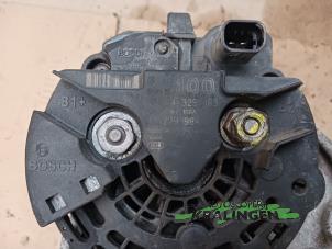 Dynamo van een Opel Meriva (A) 1.6 16V 2008