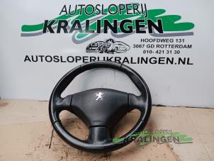Used Steering wheel Peugeot 206 SW (2E/K) 1.6 16V Price € 50,00 Margin scheme offered by Autosloperij Kralingen B.V.