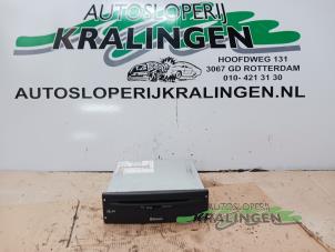 Used Bluetooth module Renault Scénic II (JM) 2.0 16V Price € 125,00 Margin scheme offered by Autosloperij Kralingen B.V.