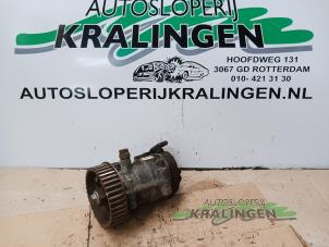 Usados Bomba de gasolina mecánica Nissan Note (E11) 1.5 dCi 86 Precio € 150,00 Norma de margen ofrecido por Autosloperij Kralingen B.V.