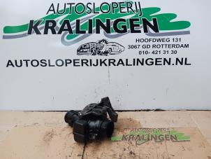Gebrauchte Drosselklappengehäuse Citroen Berlingo 1.6 HDI 16V 75 Preis € 50,00 Margenregelung angeboten von Autosloperij Kralingen B.V.