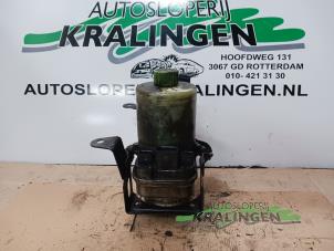 Used Power steering pump Volkswagen Polo IV (9N1/2/3) 1.2 Price € 50,00 Margin scheme offered by Autosloperij Kralingen B.V.