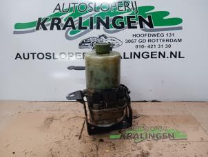 Używane Pompa wspomagania kierownicy Volkswagen Polo IV (9N1/2/3) 1.2 Cena € 50,00 Procedura marży oferowane przez Autosloperij Kralingen B.V.