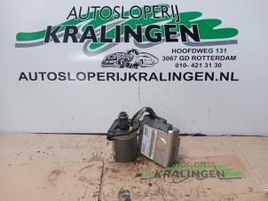 Used Power steering pump Fiat Punto II (188) 1.2 60 S Price € 75,00 Margin scheme offered by Autosloperij Kralingen B.V.