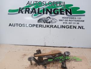 Usados Mecanismo de cambio Opel Corsa D 1.2 16V Precio € 25,00 Norma de margen ofrecido por Autosloperij Kralingen B.V.